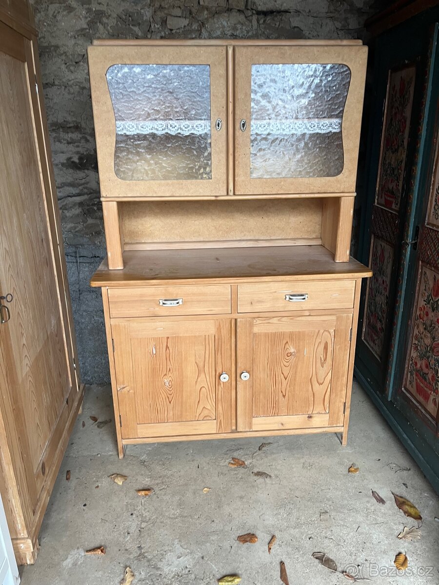Kredenc kuchyňský starý masiv - 2