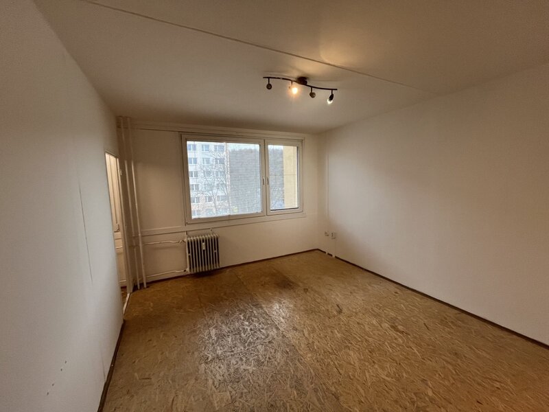 Prodej bytu 1+1, 27 m², Jana Kubelíka, Most - 2