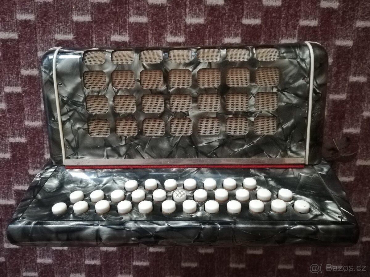 Heligonka - Harmonika - FIROTTI 8 basů - 2