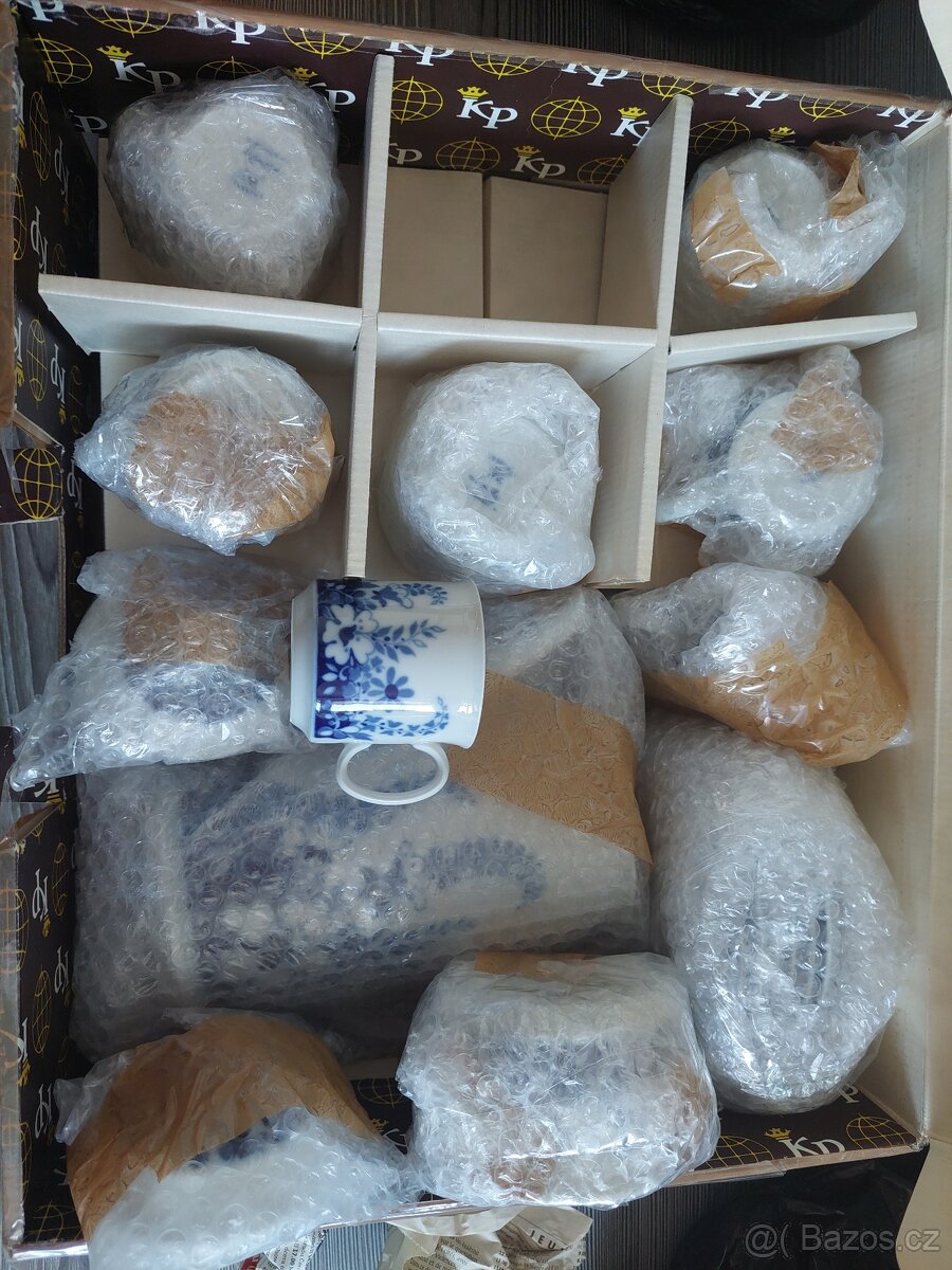 Karlovarský porcelán - úplně nový kávový servis - 2