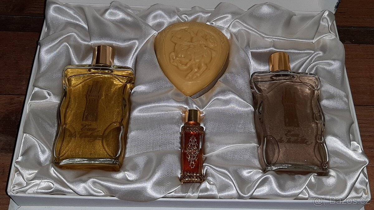 RETRO DÁRKOVÁ KAZETA S PARFÉMY PRAHA 1830 - 2