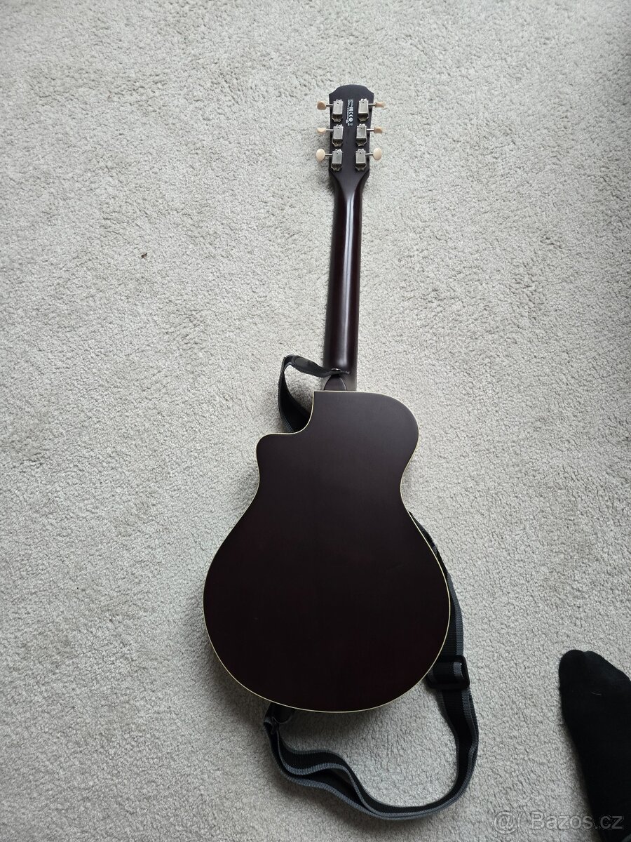 kytara cestovní Yamaha - 2