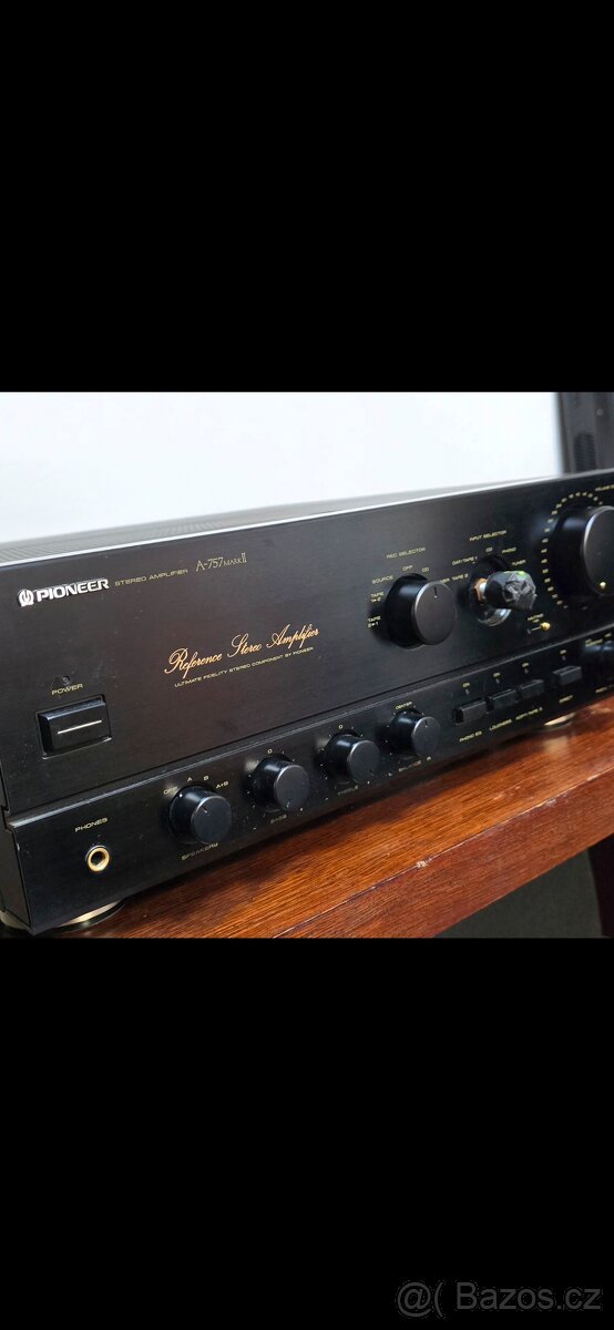 Pioneer A-757 Mark II - Reference Stereo Amplifier v TOP sta - 2