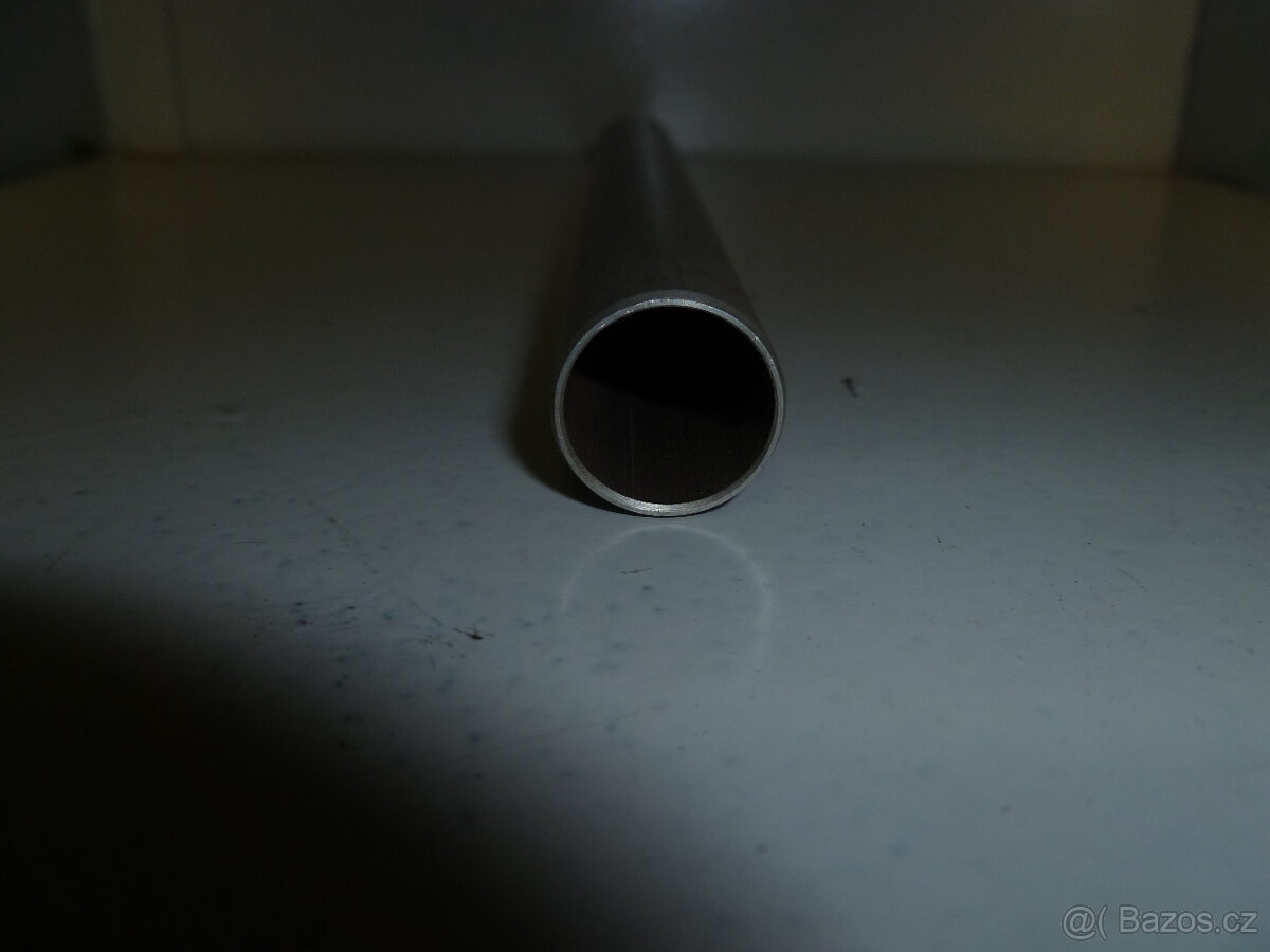 Krycí trubky zdvihacích tyček na MULTICAR 22 - 2