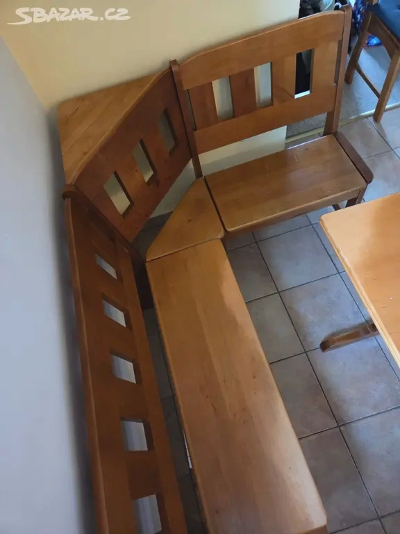 Rohový jídelní kout - 2