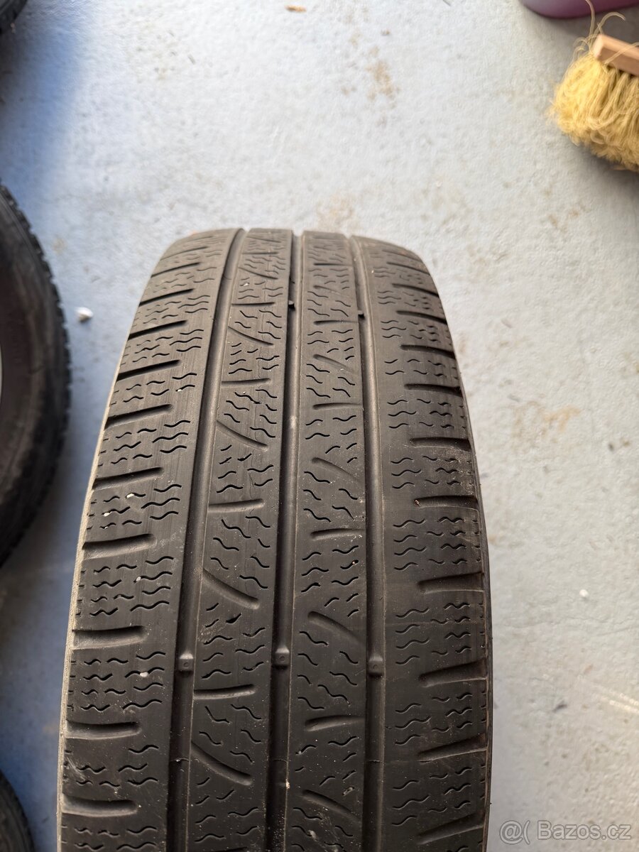 2x sada kol VW Transporter/Multivan/Caravelle - 2