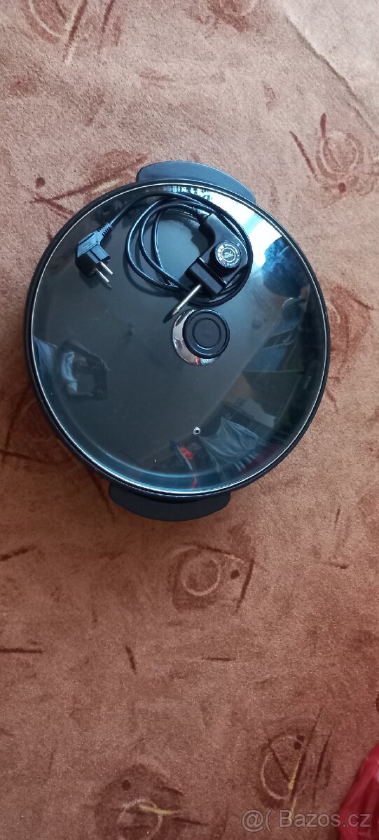 Prodám elektrickou pánev - 2