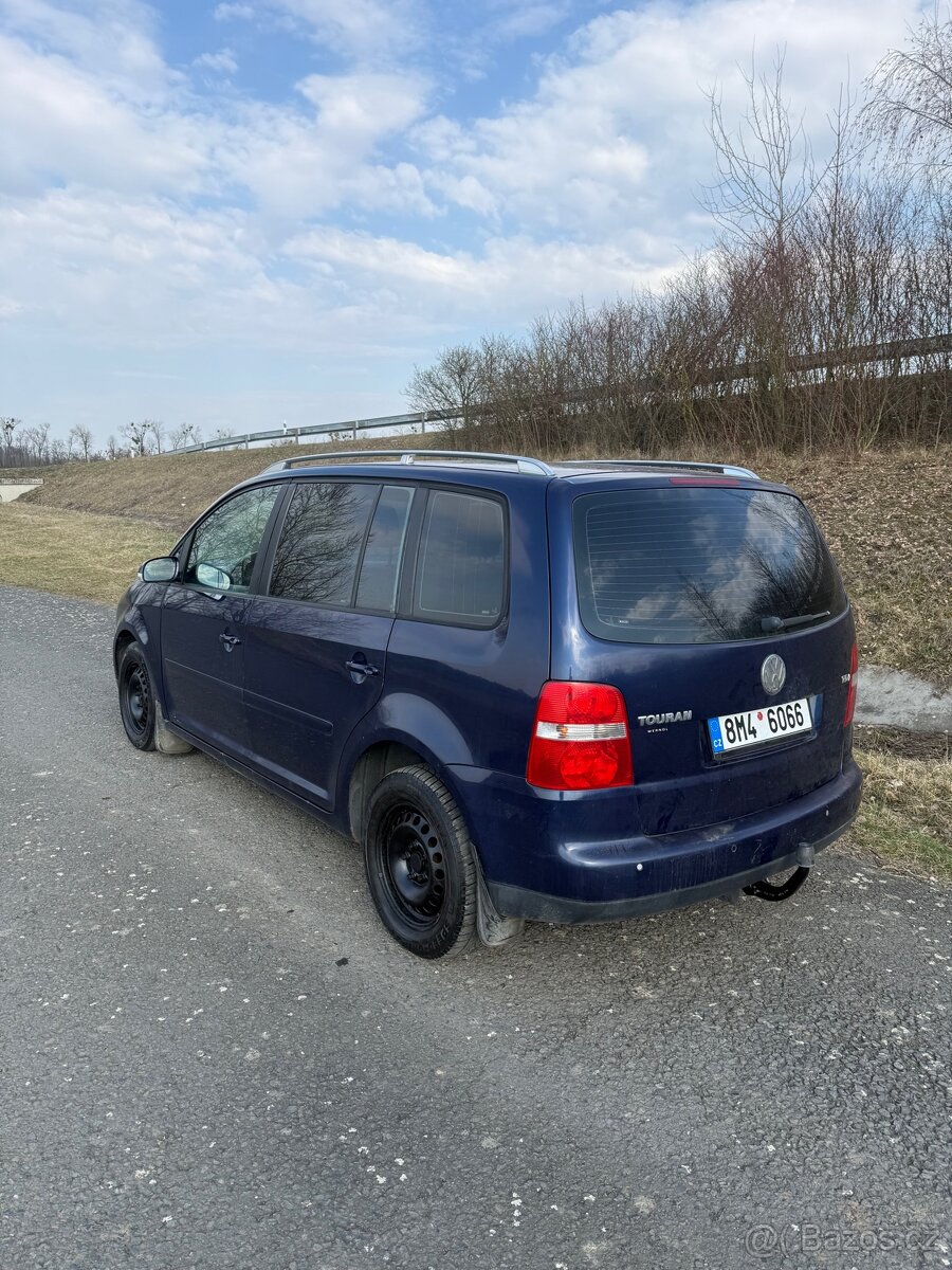 Vw touran 1.9tdi dsg - 2