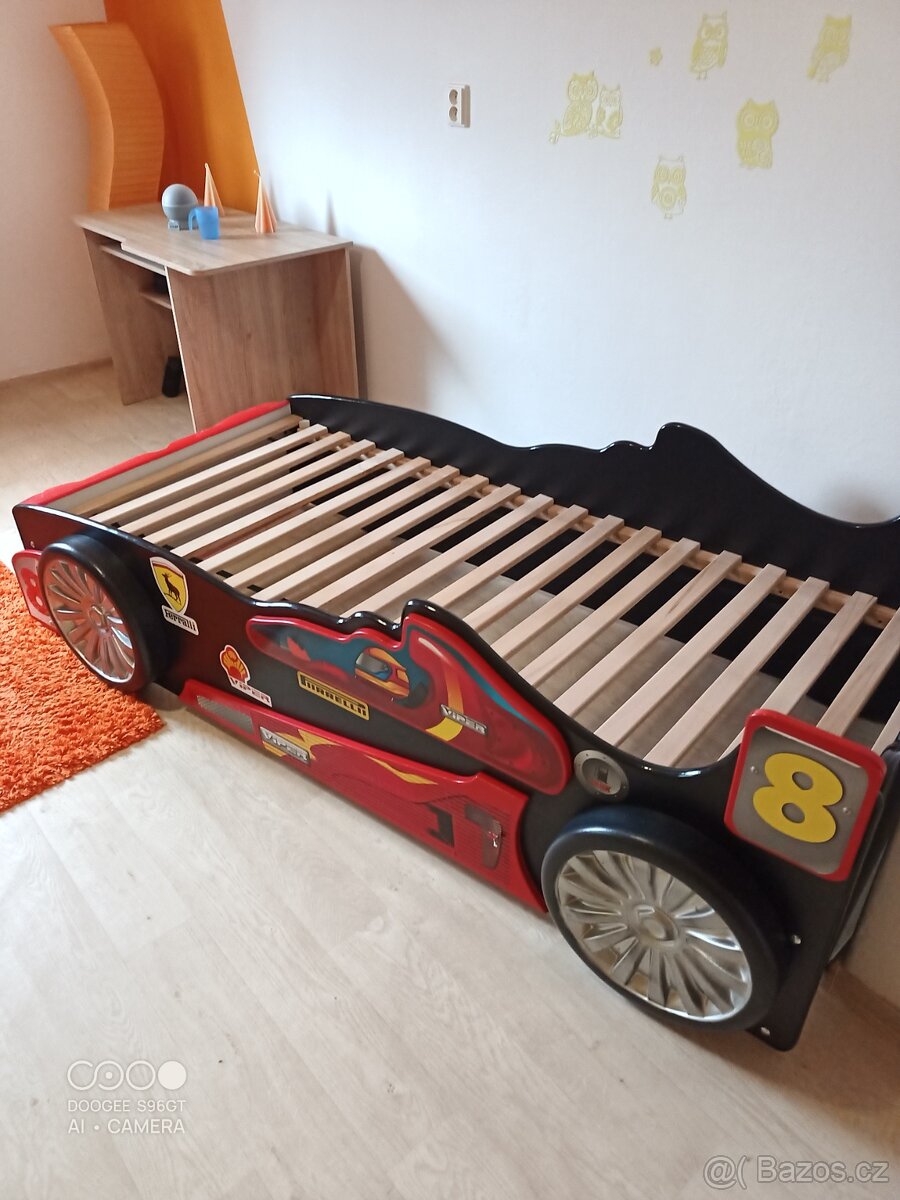 Dětská postel - auto - 2