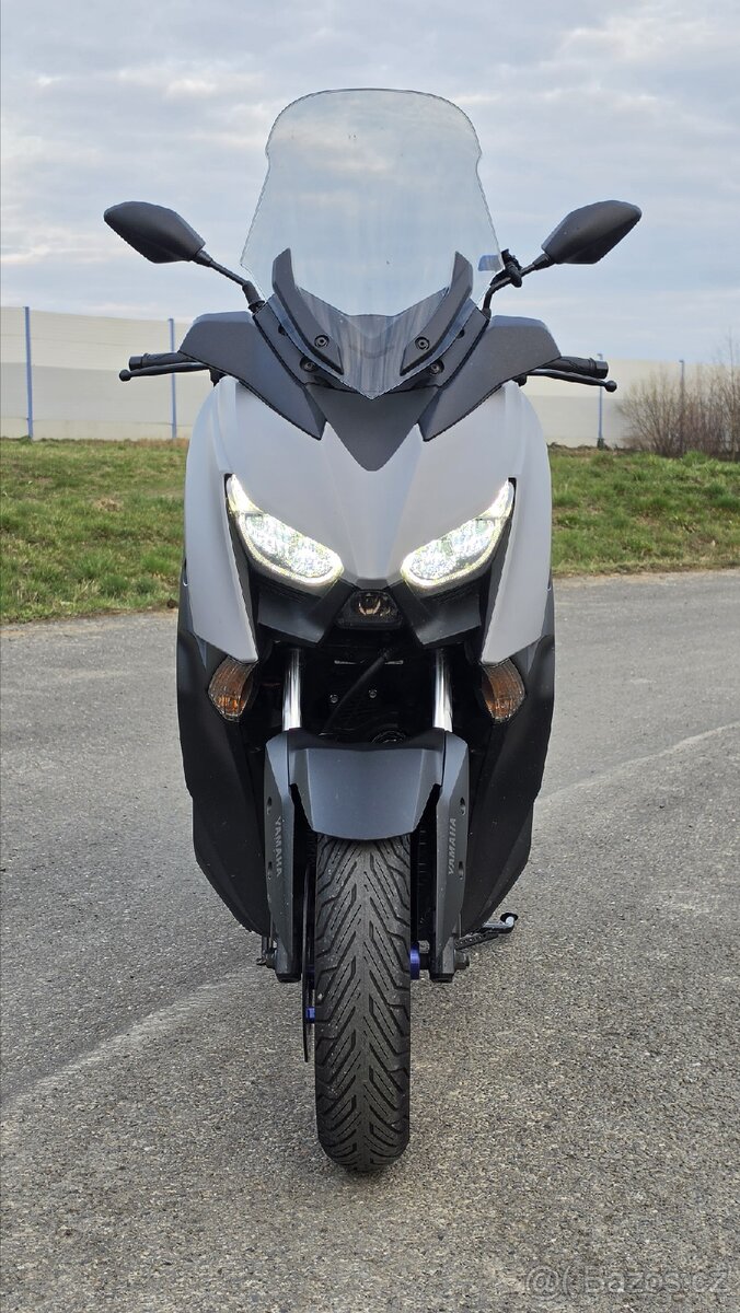 Yamaha XMAX 300 (2021) - 2