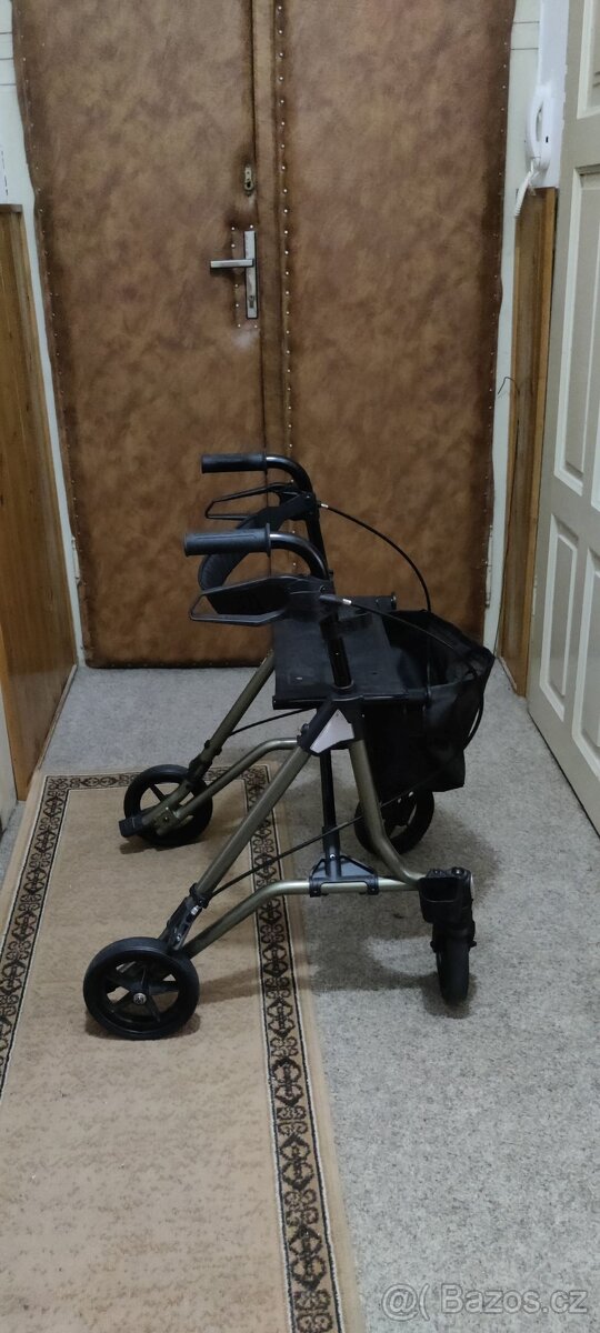 Pomůcky pro seniory - 2