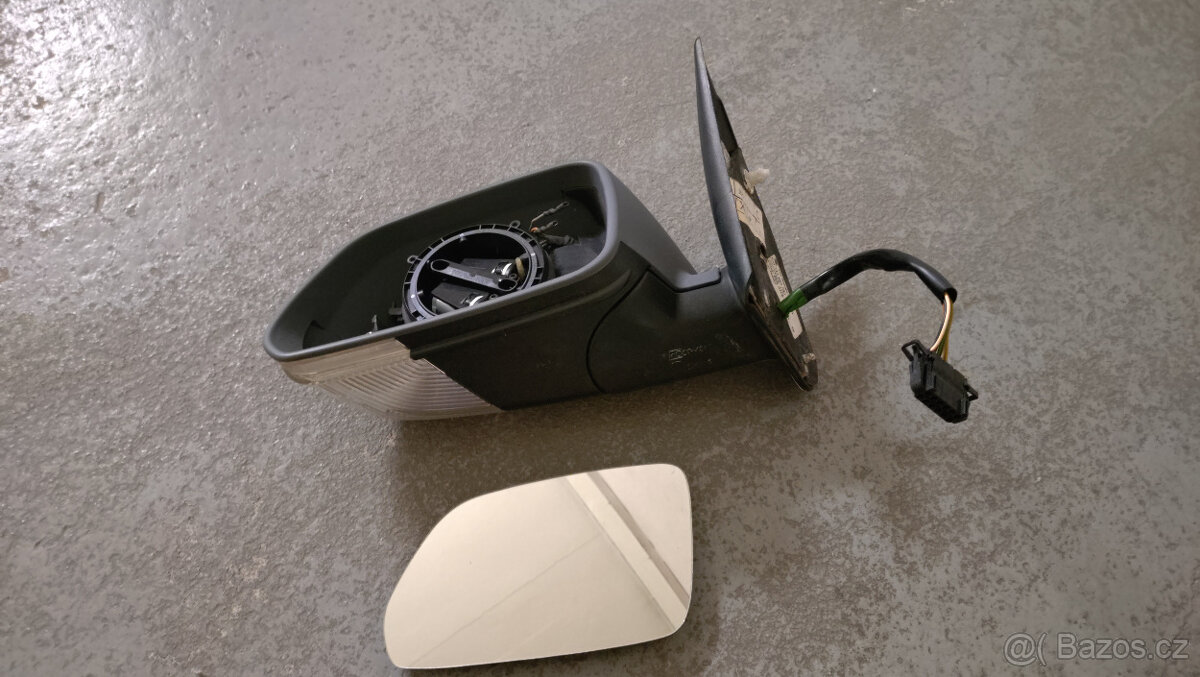 LEVÉ ZRCÁTKO ŠKODA OCTAVIA II - 2