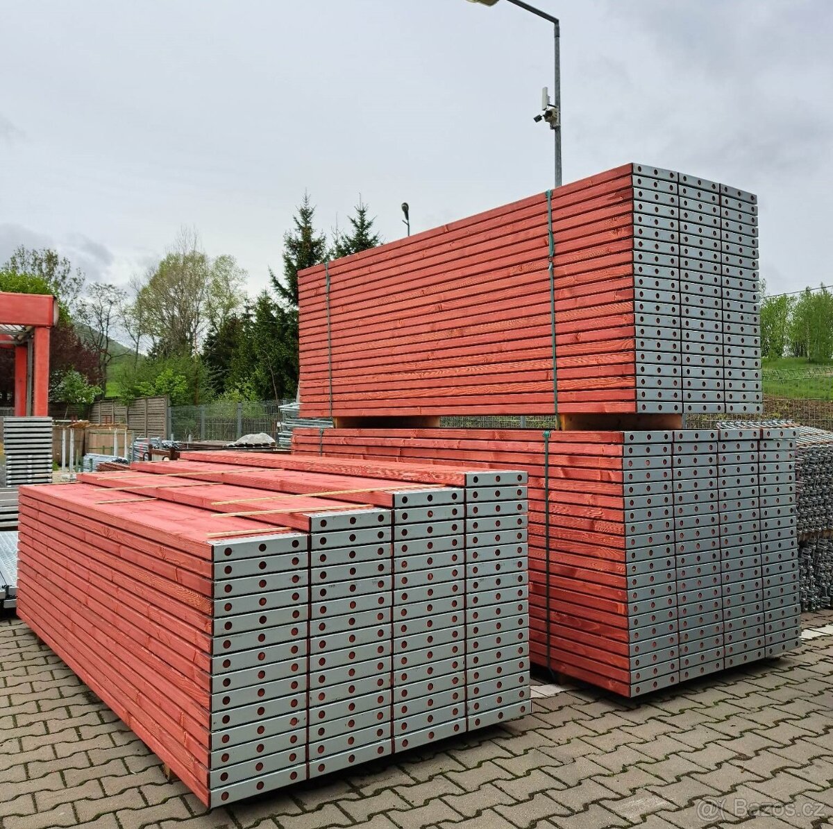 Lešení Plettac 400m2 - 2