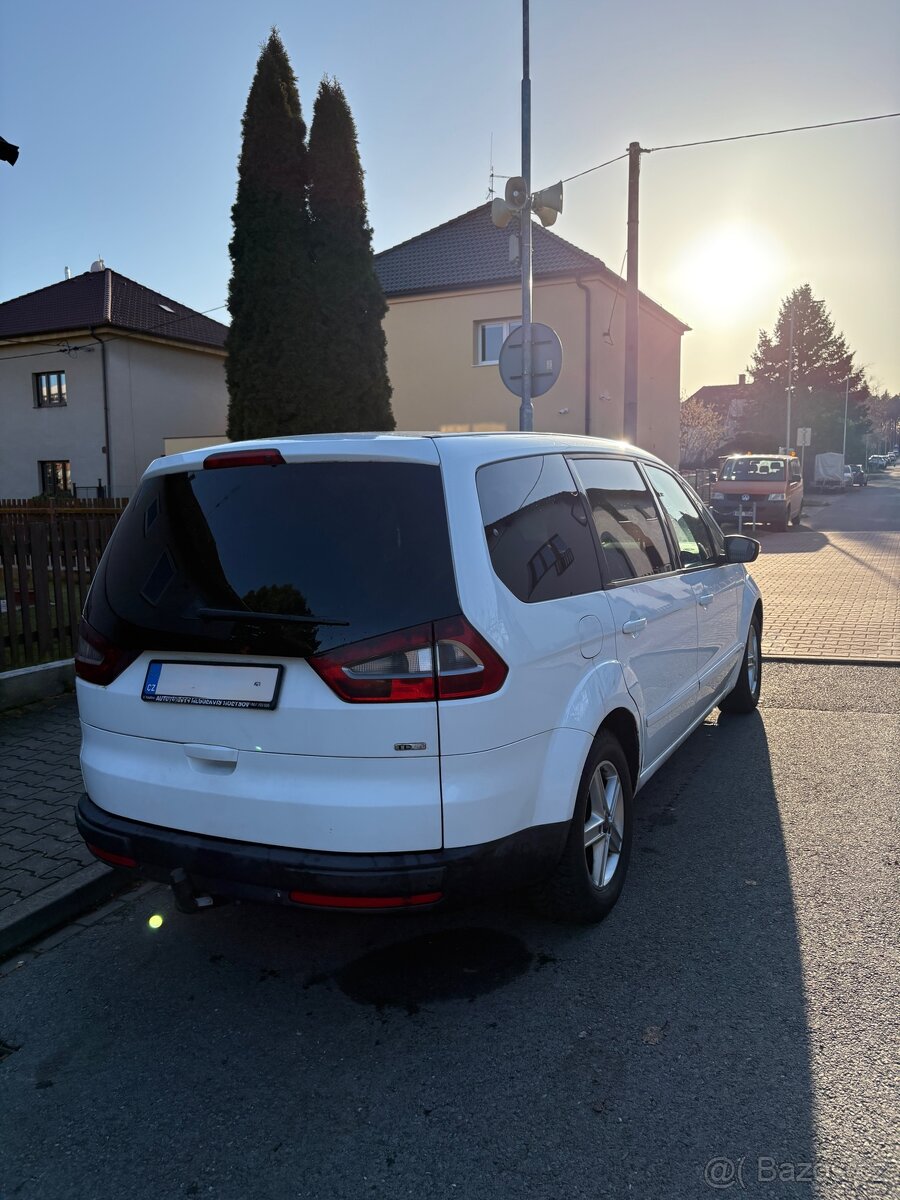 Ford GALAXY - 2