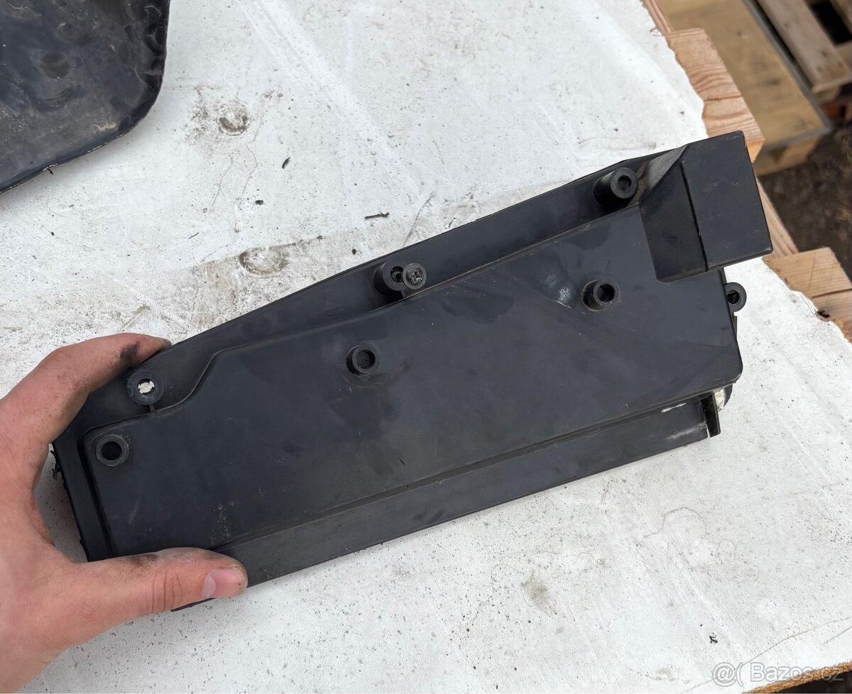 Bmw e36 coupe kryt ridici jednotky - 2