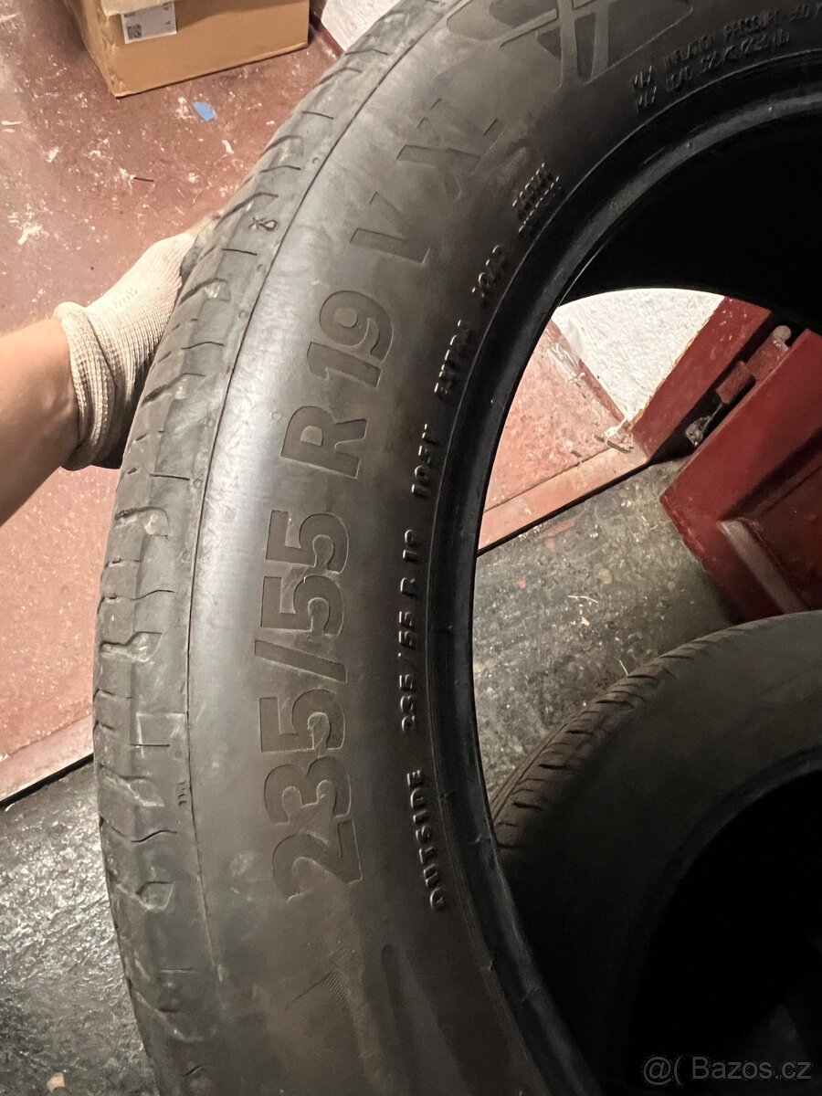 Letní pneu 235/55/19 - 2
