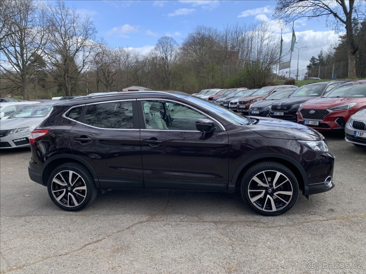 NISSAN QASHQAI - 2