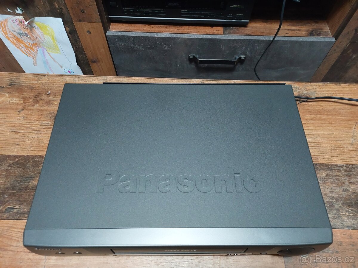 Panasonic NV-HD628 - 2