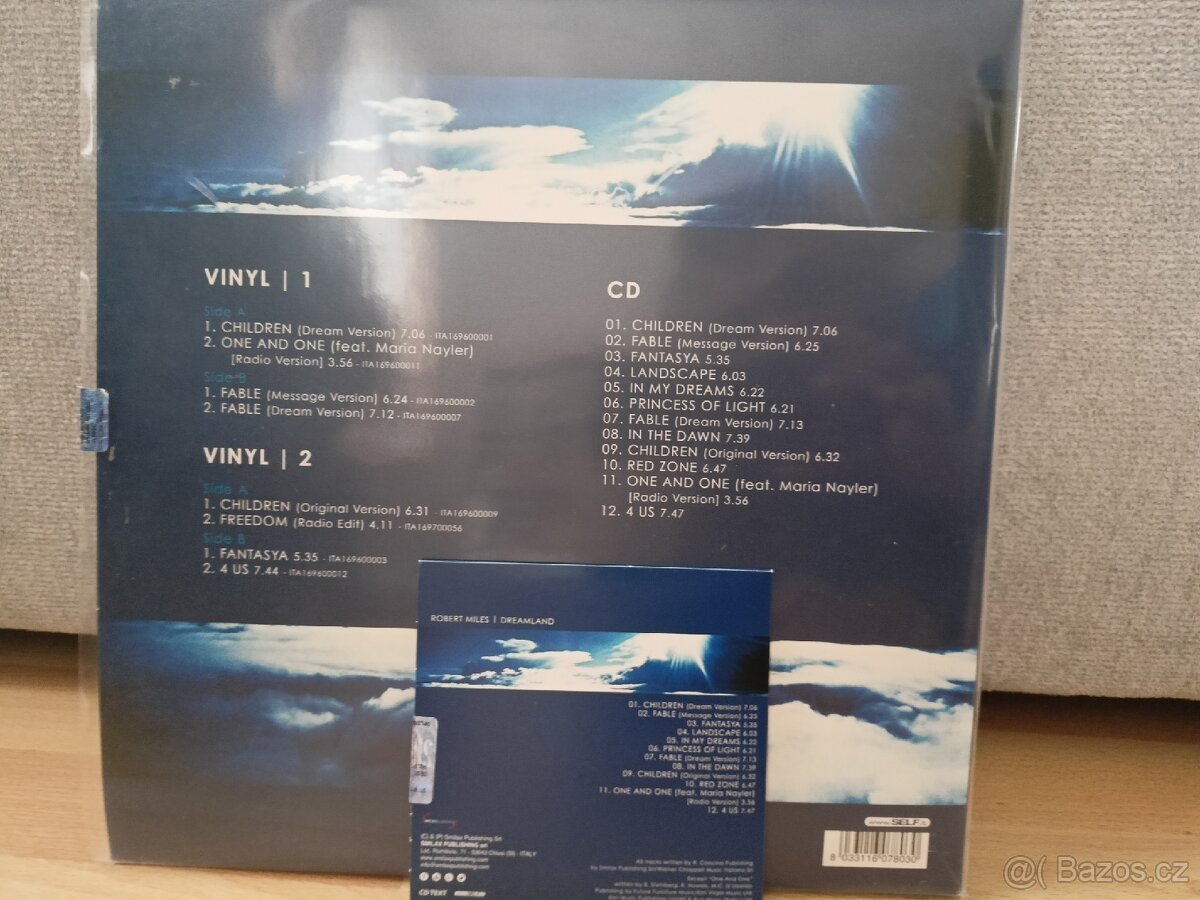 Miles Robert - Dreamland / 2 LP +CD
2LP/CD / - 2