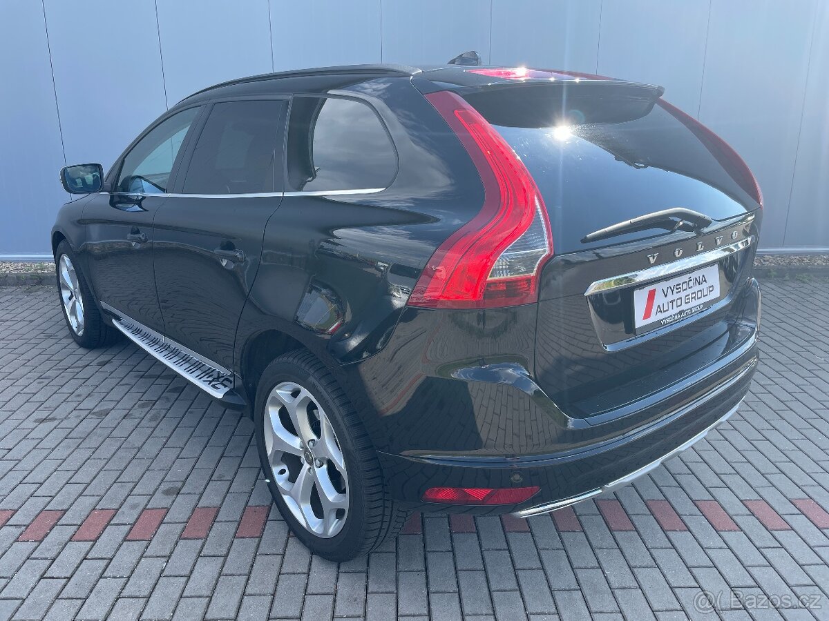 Volvo XC60 D4 AWD MOMENTUM Aut. - 2