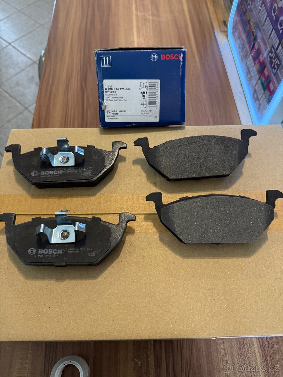 0986494925 BOSCH SADA BRZDOVÝCH DESTIČEK - 2