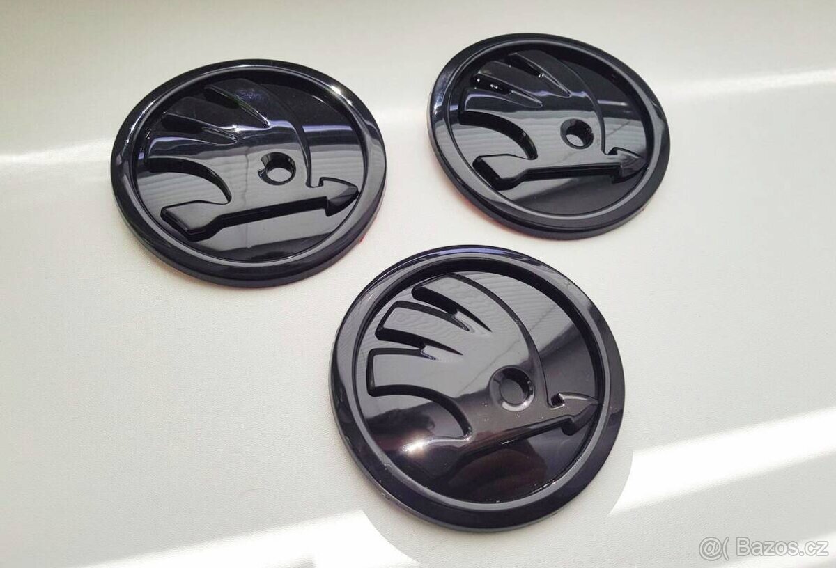 Skoda cerny znak cerne loga emblemy - 2