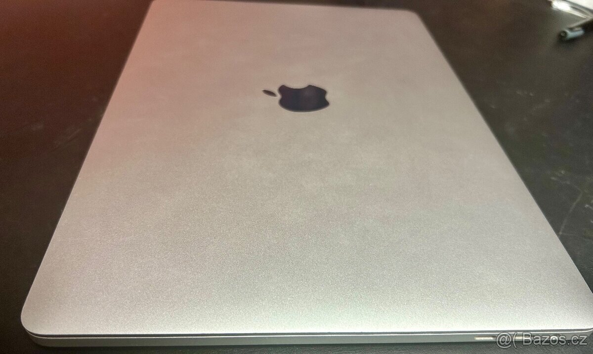 Apple MacBook Pro TouchBar 13" - 2