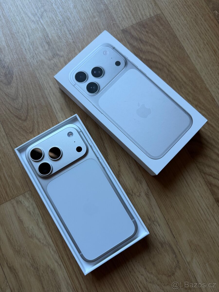 Apple iPhone 17 Pro 256GB stříbrný - 2