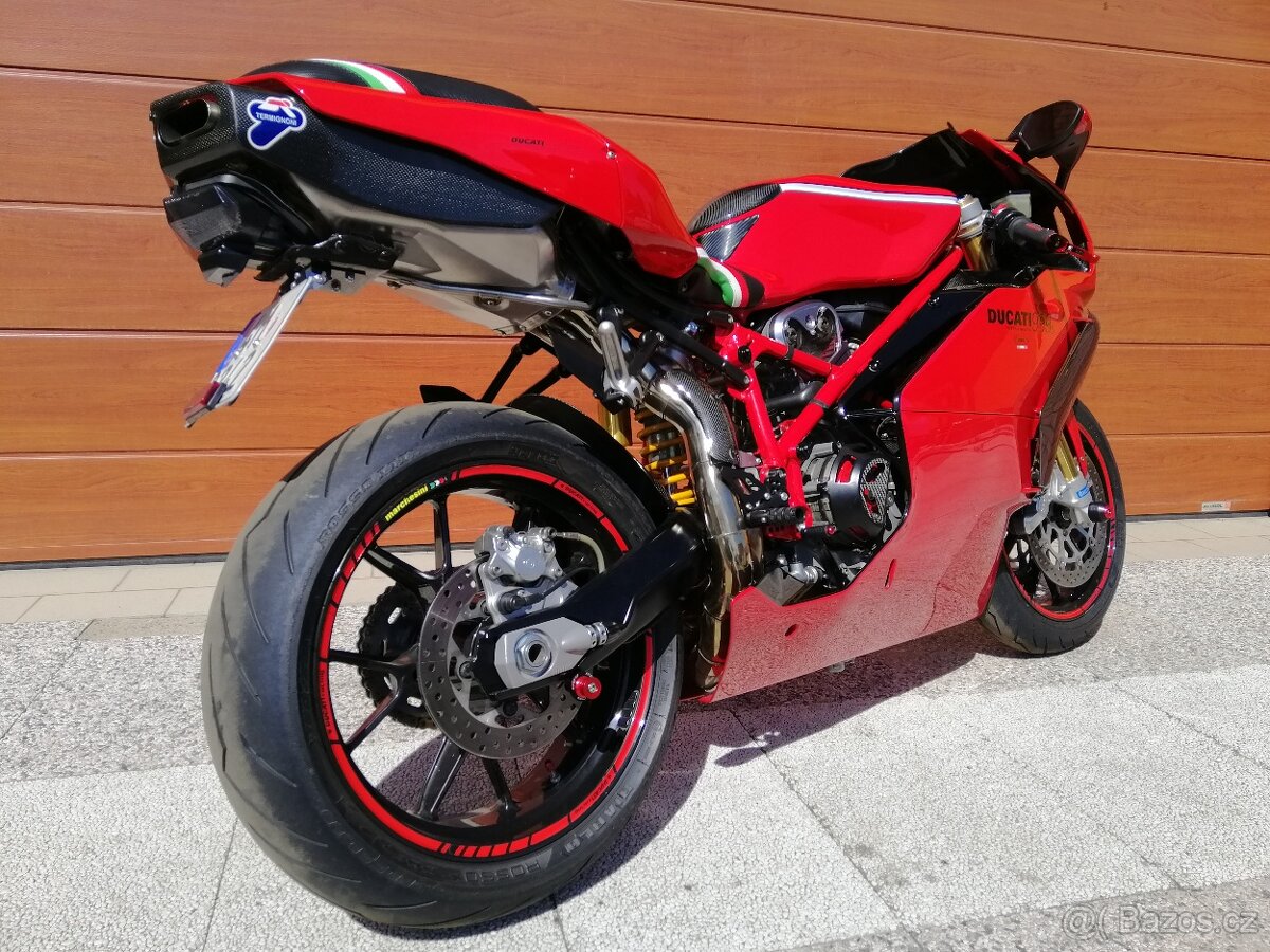 Ducati 999 S - 2