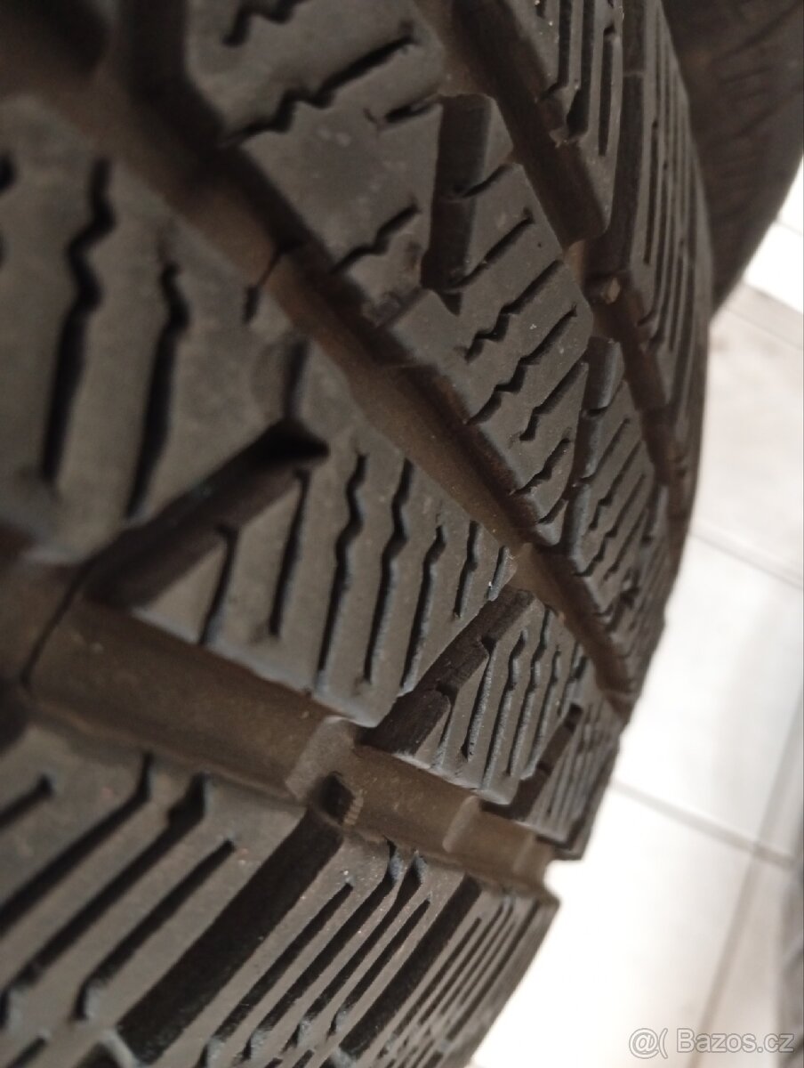 Barum Zimní 195/65R15 - 2