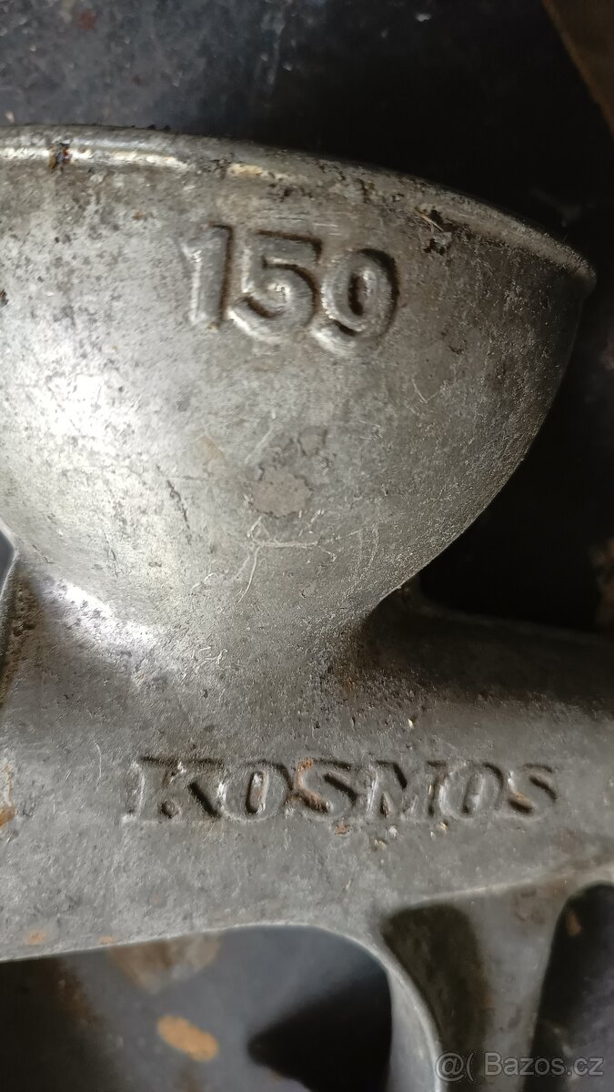 mlýnek na mák Kosmos - 2