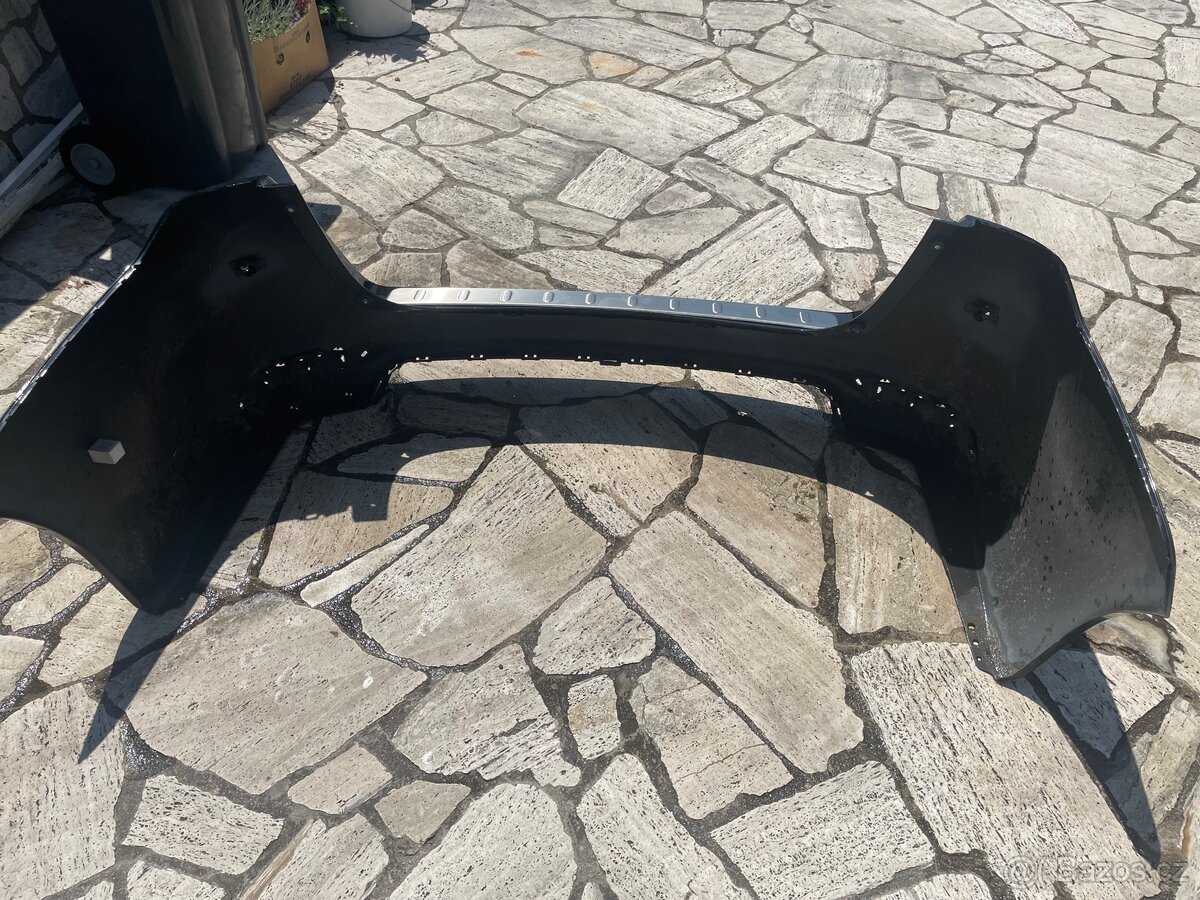 Zadní nárazník Toyota Auris kombi 2016 - 2