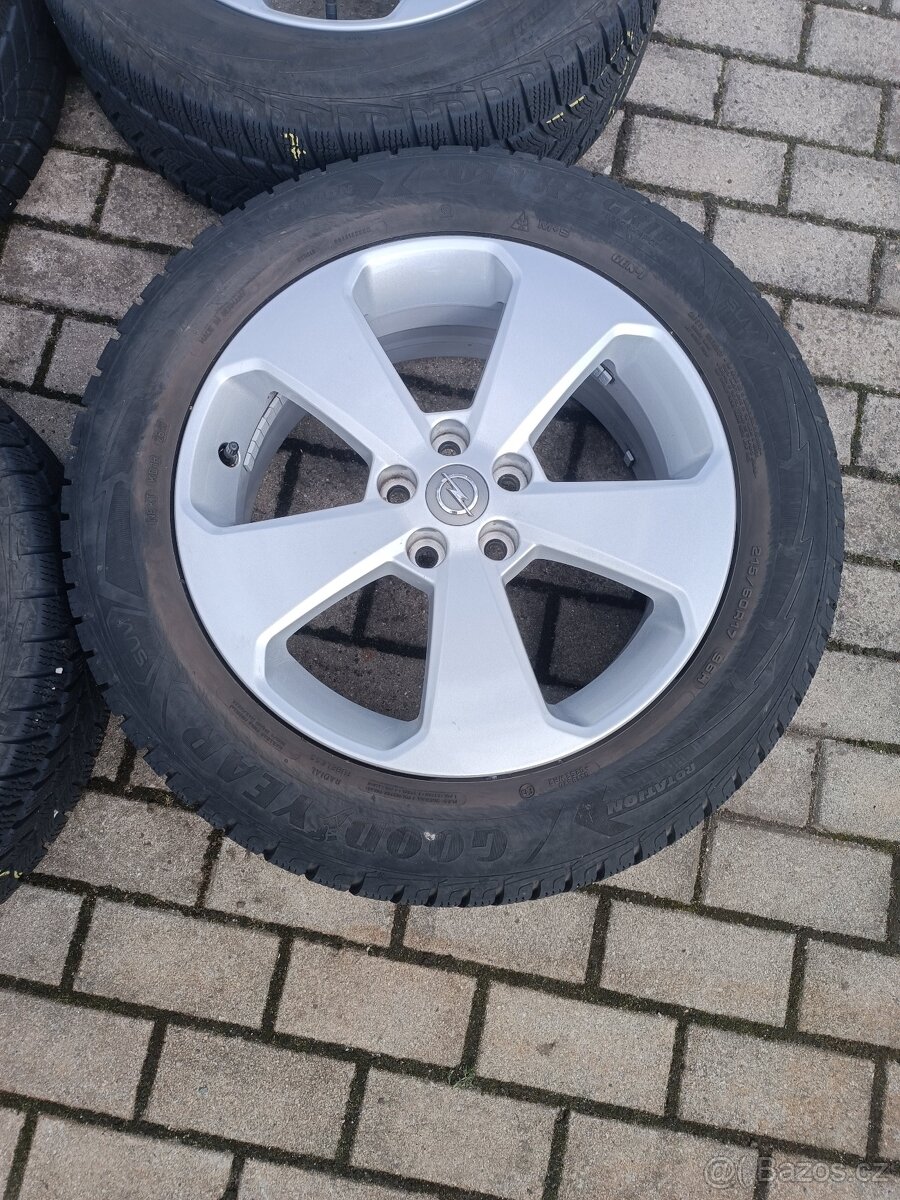 476. Originál zimní ALU sada Opel Mokka R17 TPMS - 2