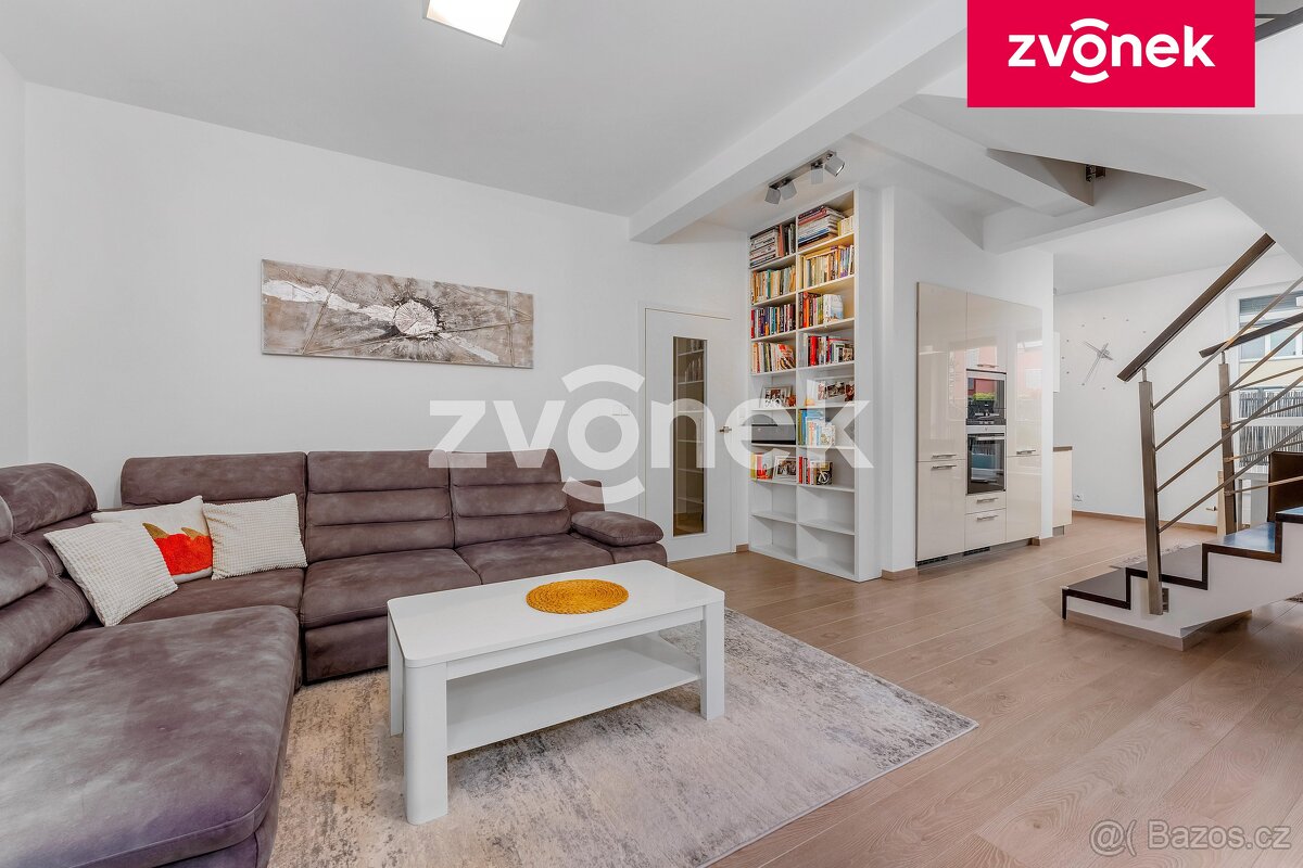 Prodej mezonetového bytu 3+kk lokalita Kasárna. - 2