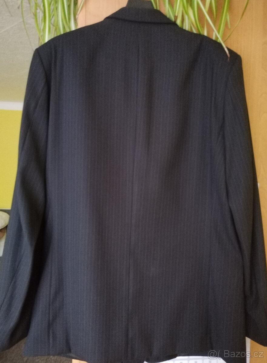Pánský oblek černý s jemnými proužky - 2