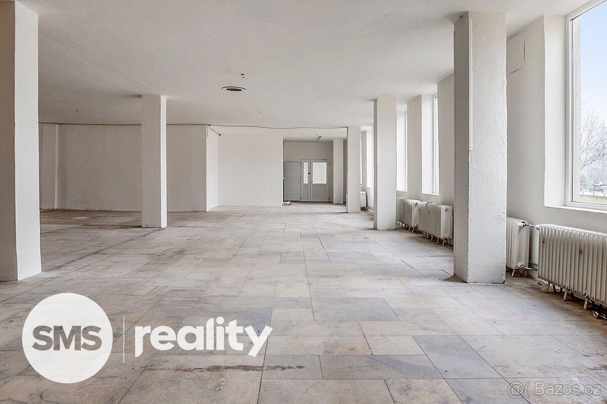 Pronájem obchodních prostor 691,5 m² – Karviná, ul. Borovské - 2