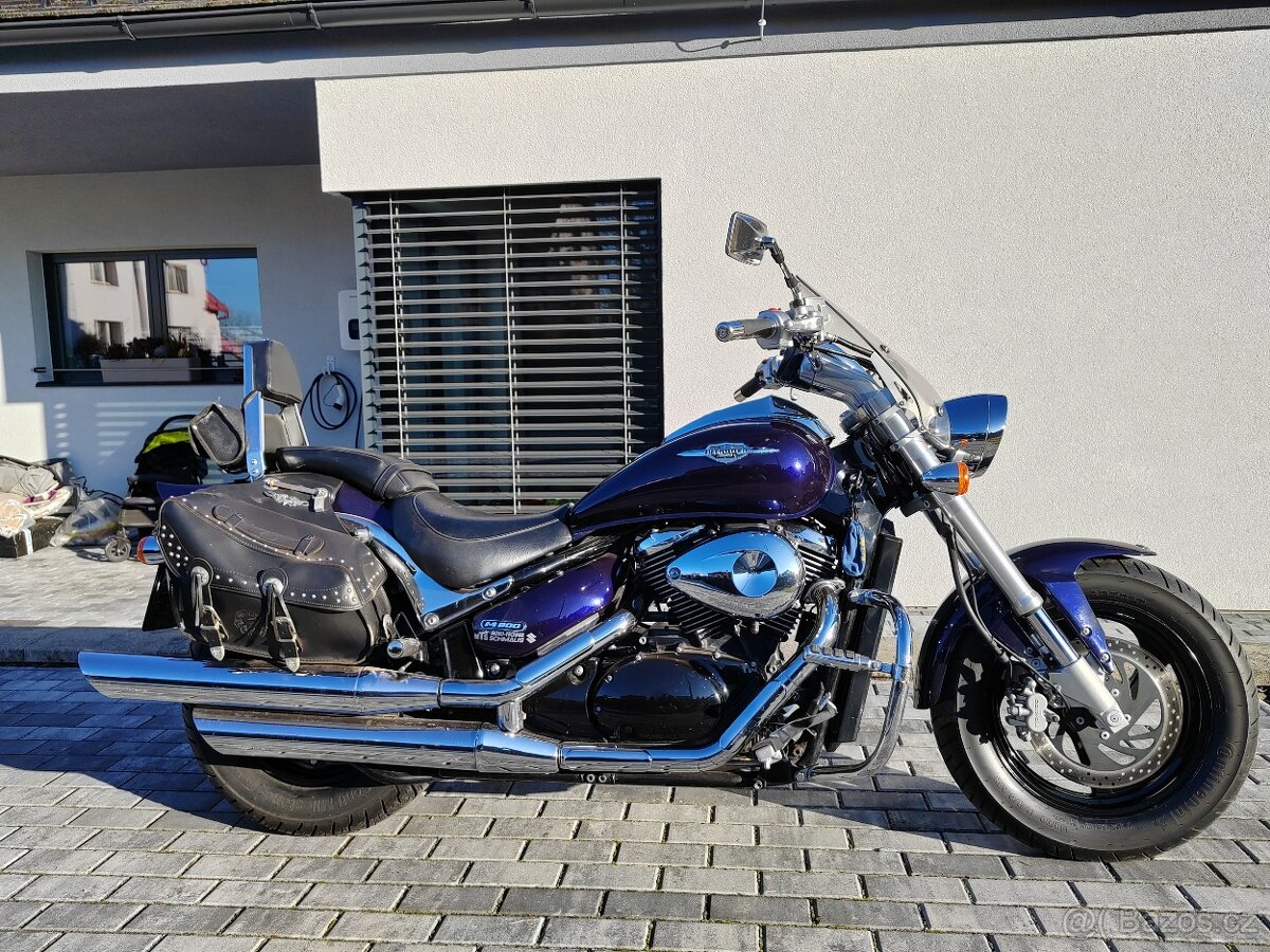 Suzuki M800 Intruder - 2