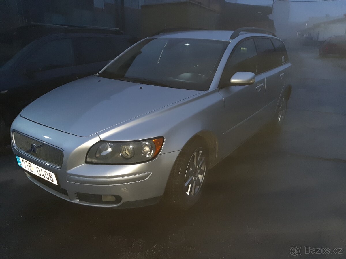 Volvo v50 - 2