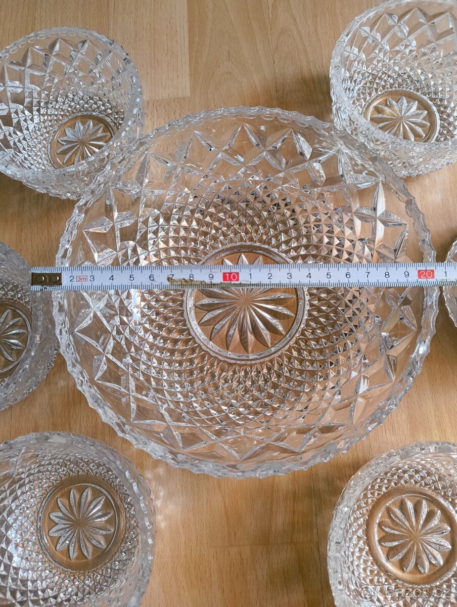 Sada skleněných misek - 2