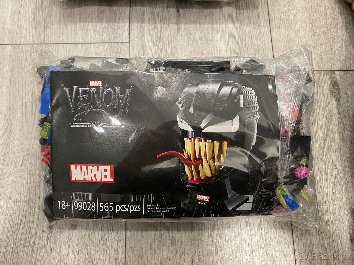 NOVÉ Venom Marvel - 565ks kostek - 2