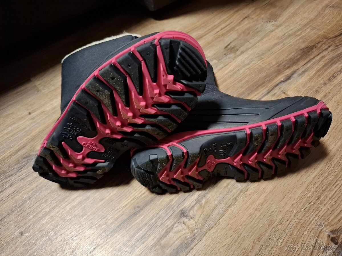 Sněhule vel. 37 - 2