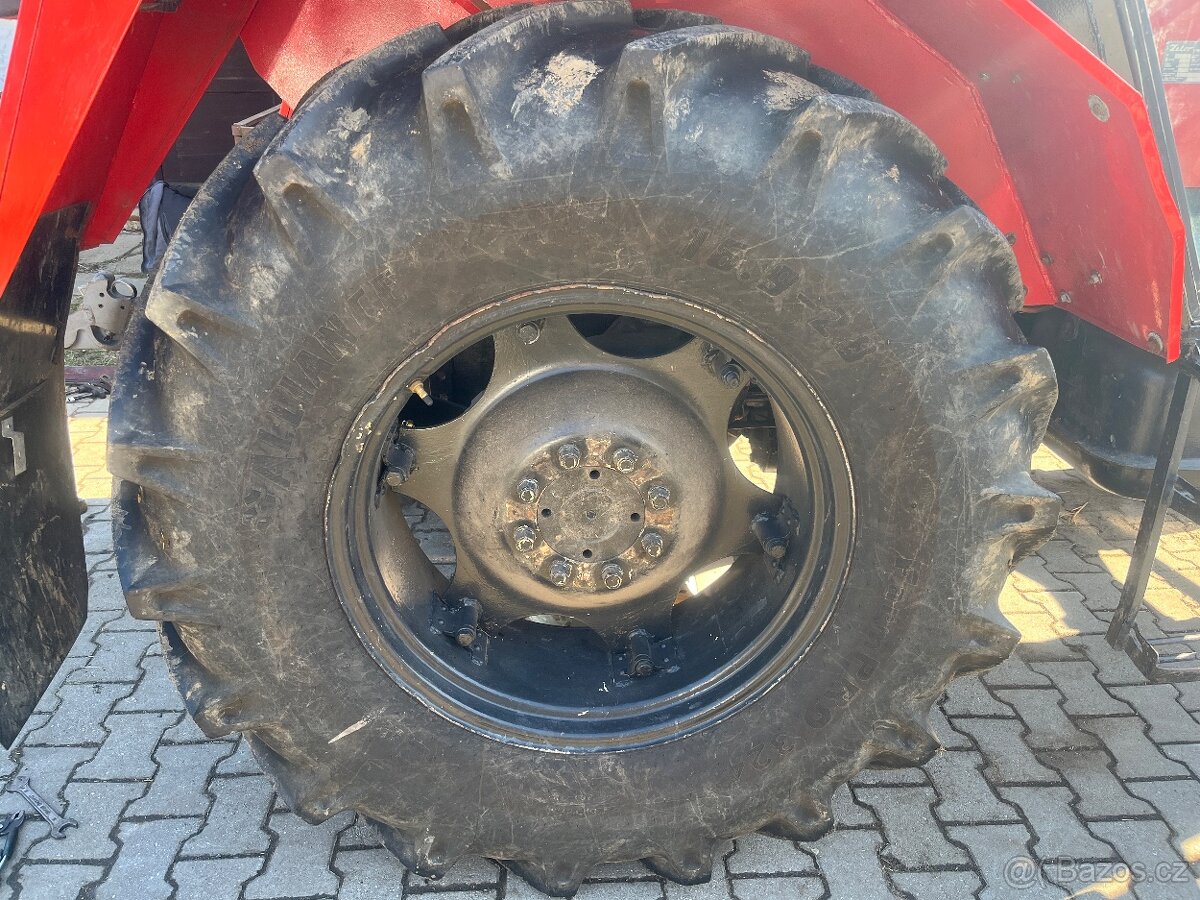 Prodám kola na Zetor - 2