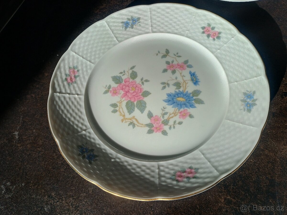 Talíře a mísa - 2