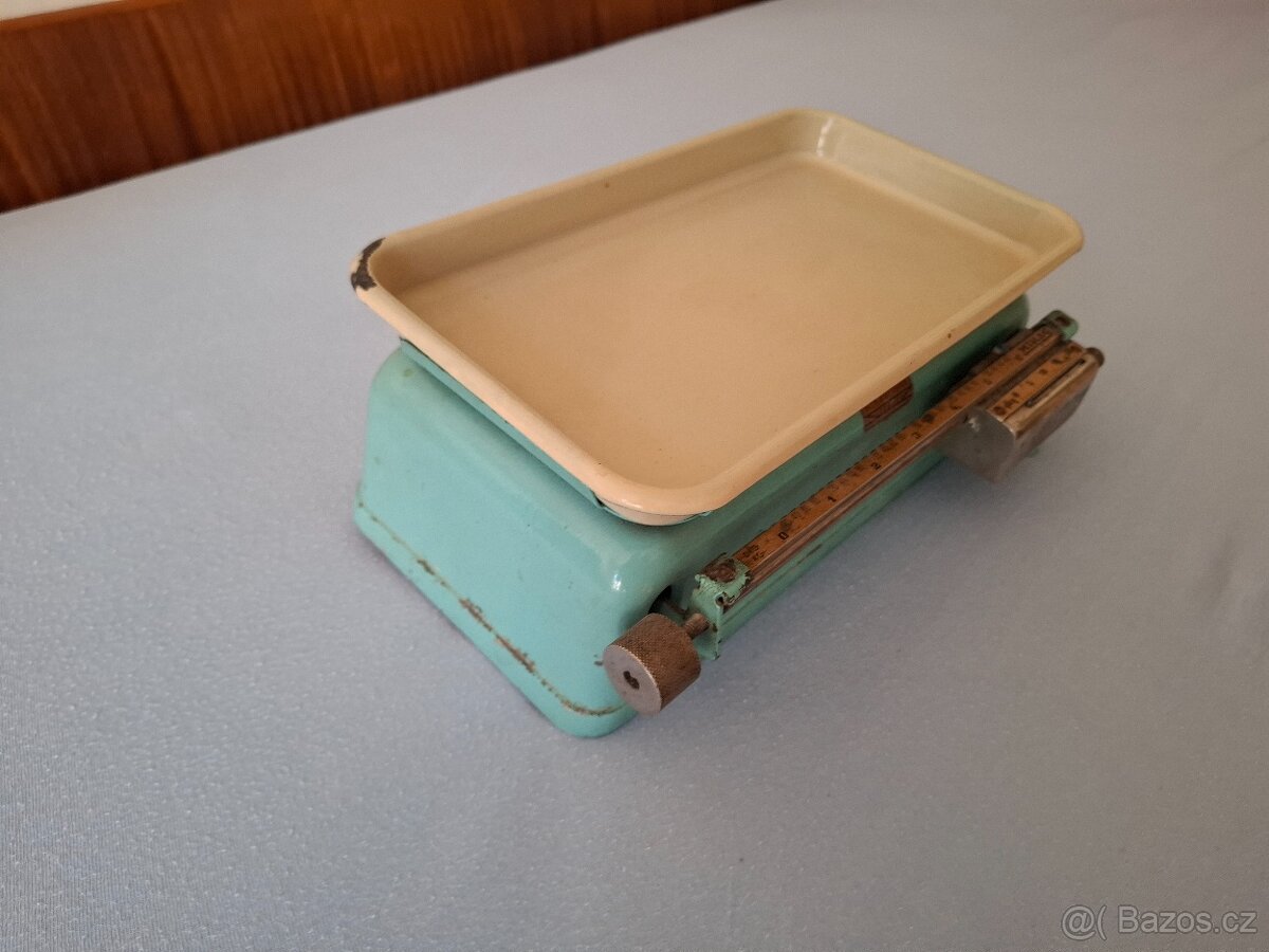 Stará kuchyňská váha Mikas - 2