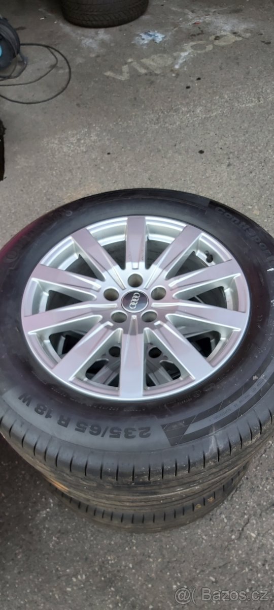 235/65/R18 Audi Q7 Original - 2