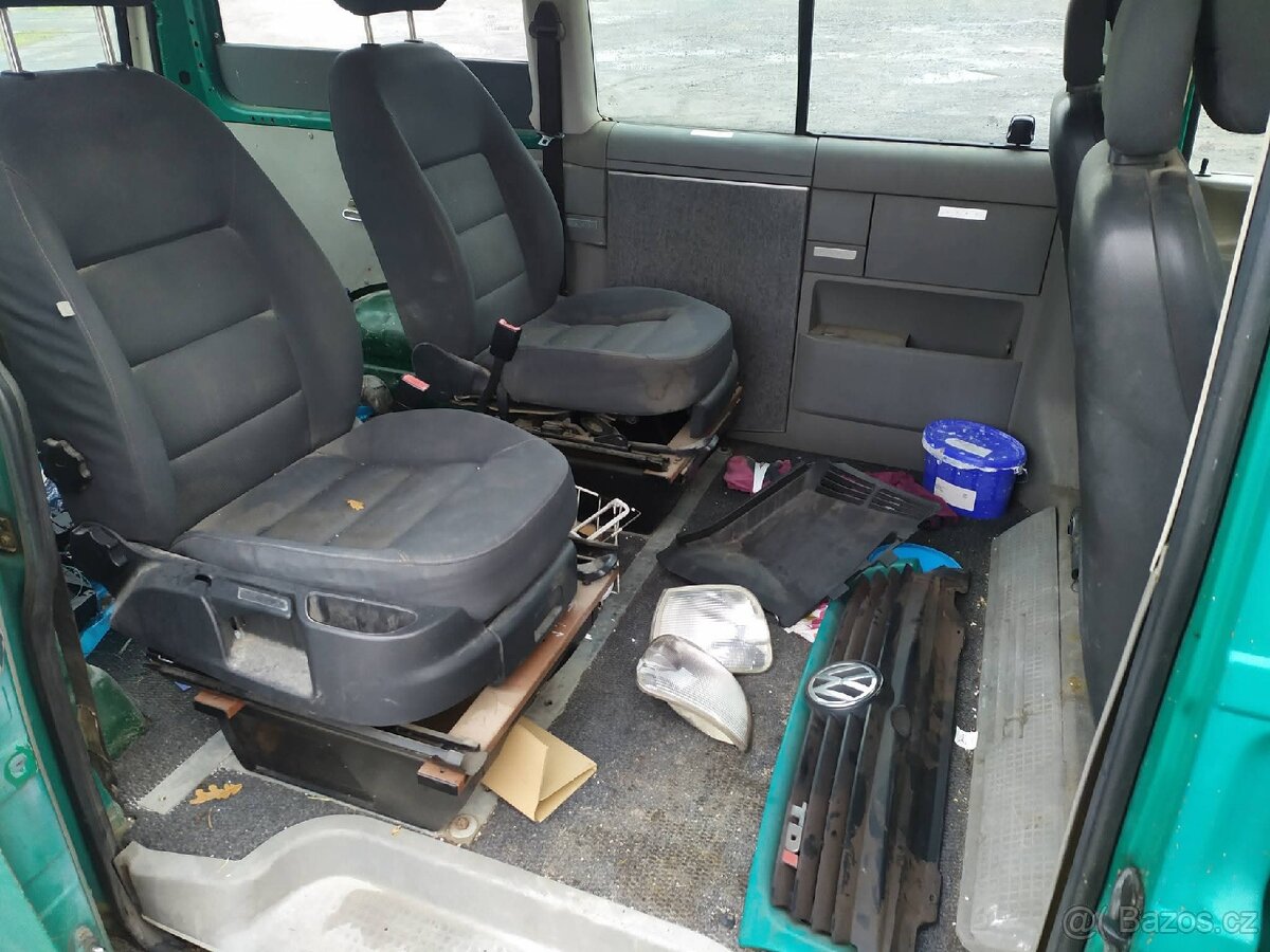 Prodám sedačky do VW T4 - 2