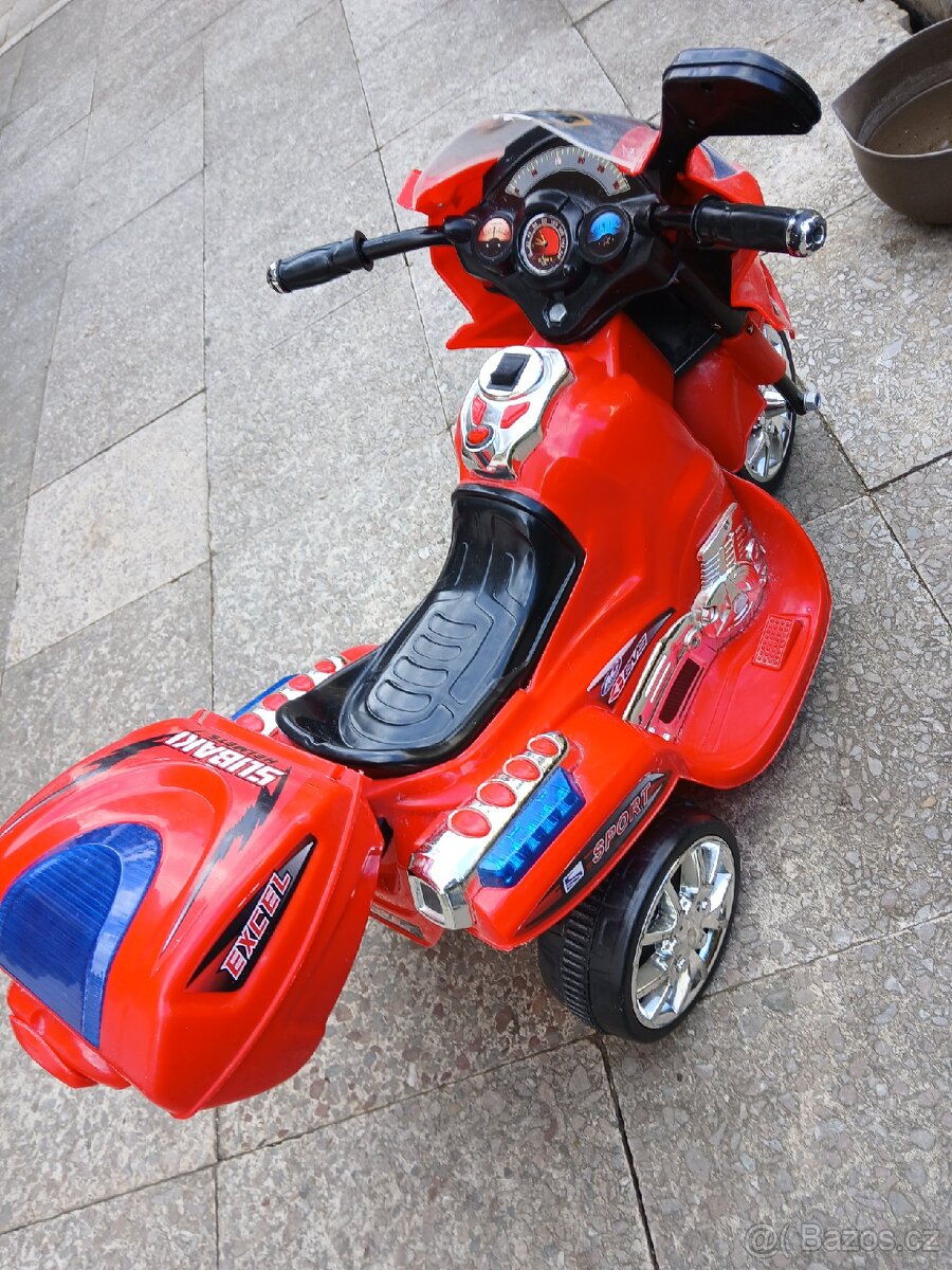Detska elektricka motorka - 2