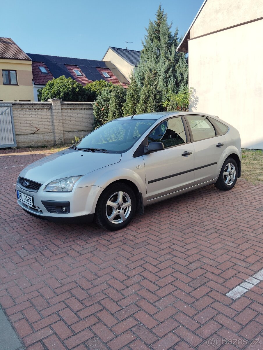 Ford Focus Hatchback, 1.4 benzín - STK do 01/2028 - 2
