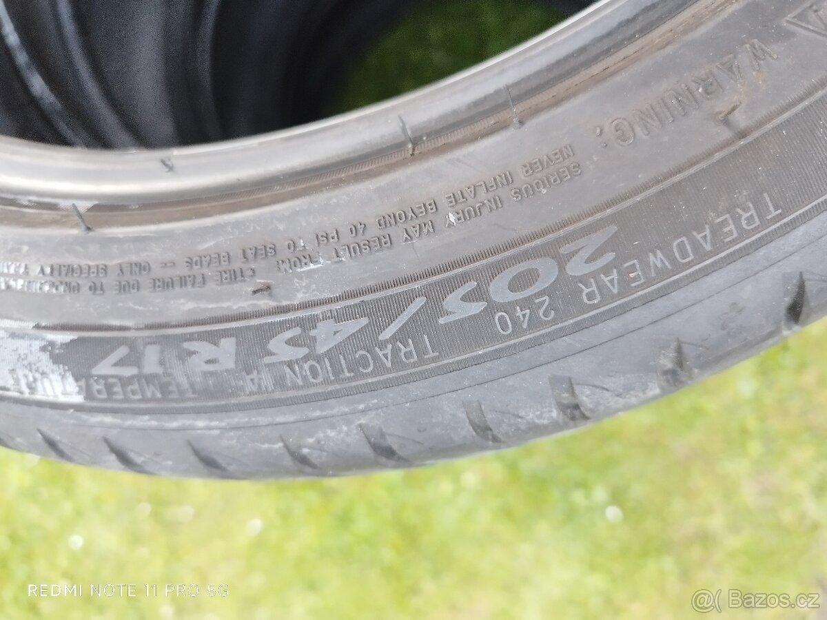 Pneu Michelin R17" - 2