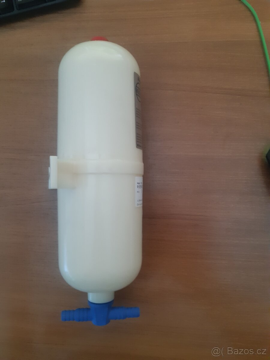 Vyrovnávací nádržka tlaku - 2